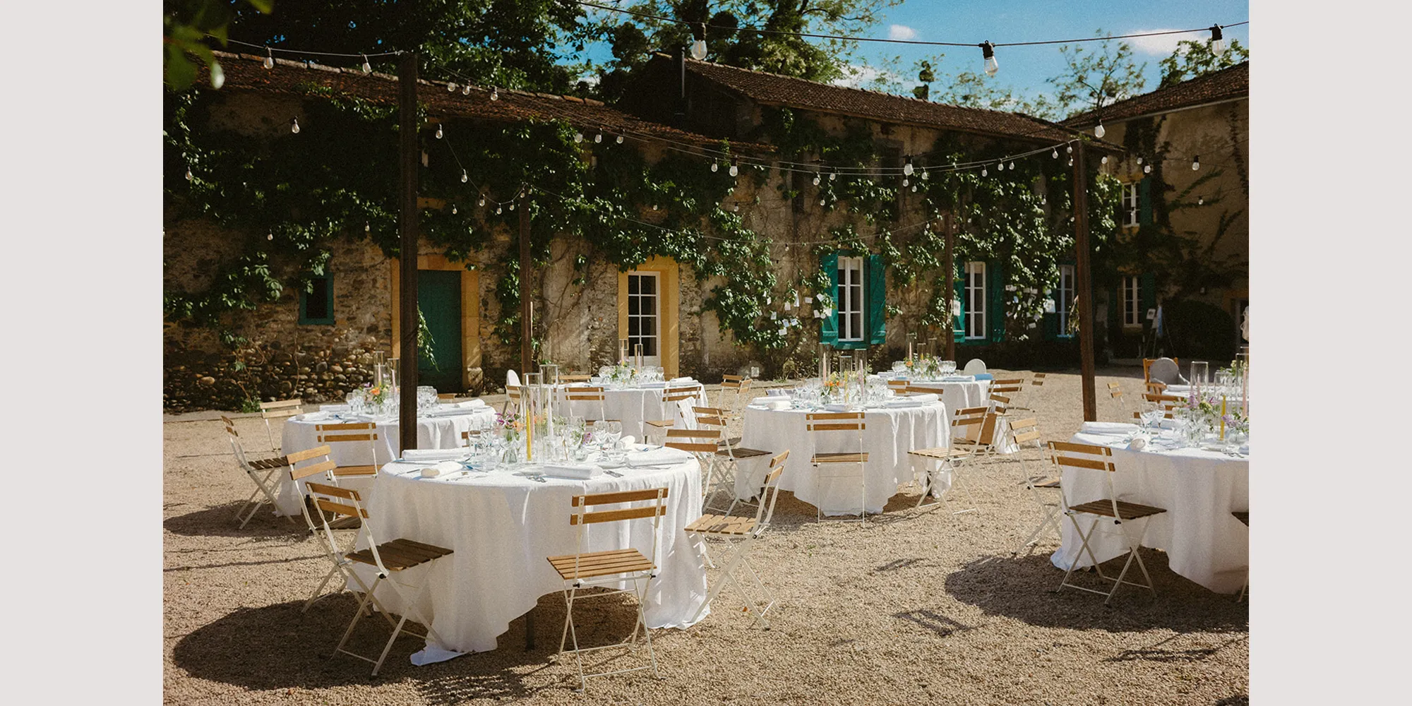 courtyard wedding south france