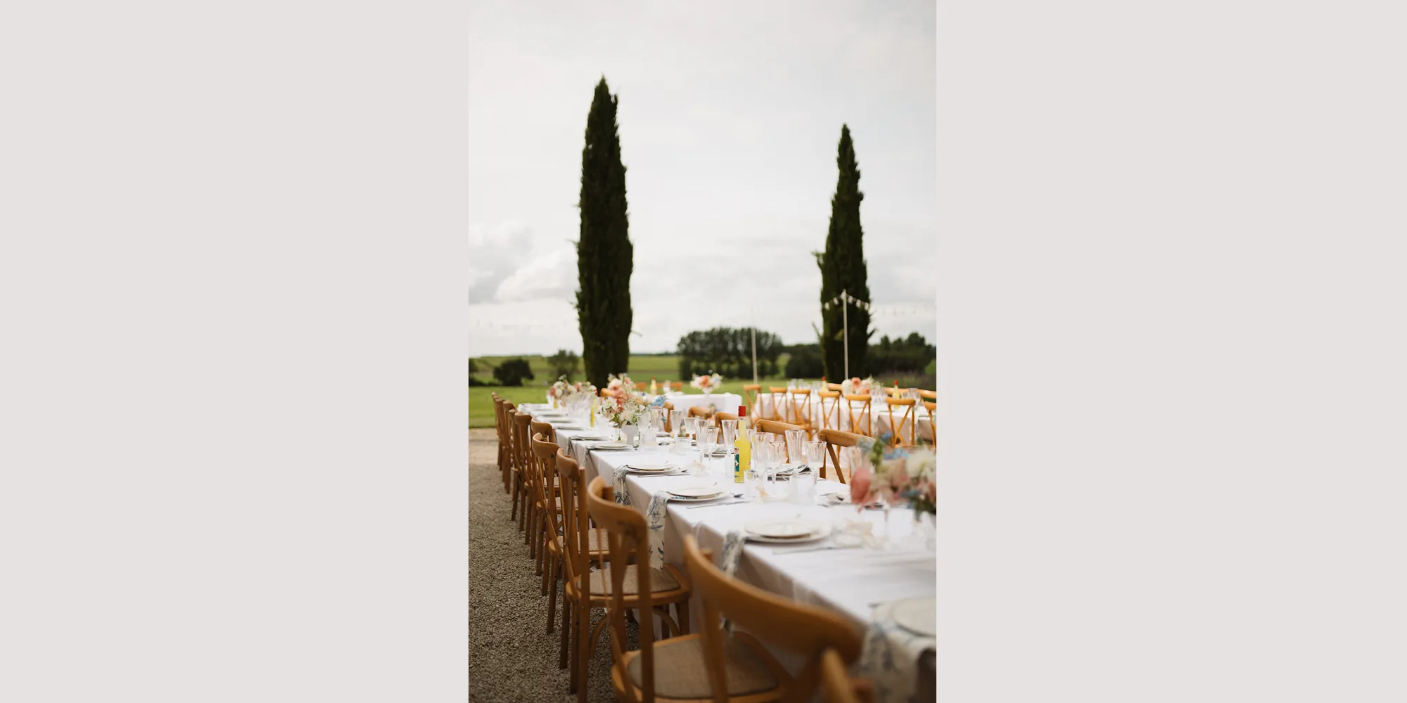 cognac wedding venue with outdoor dining