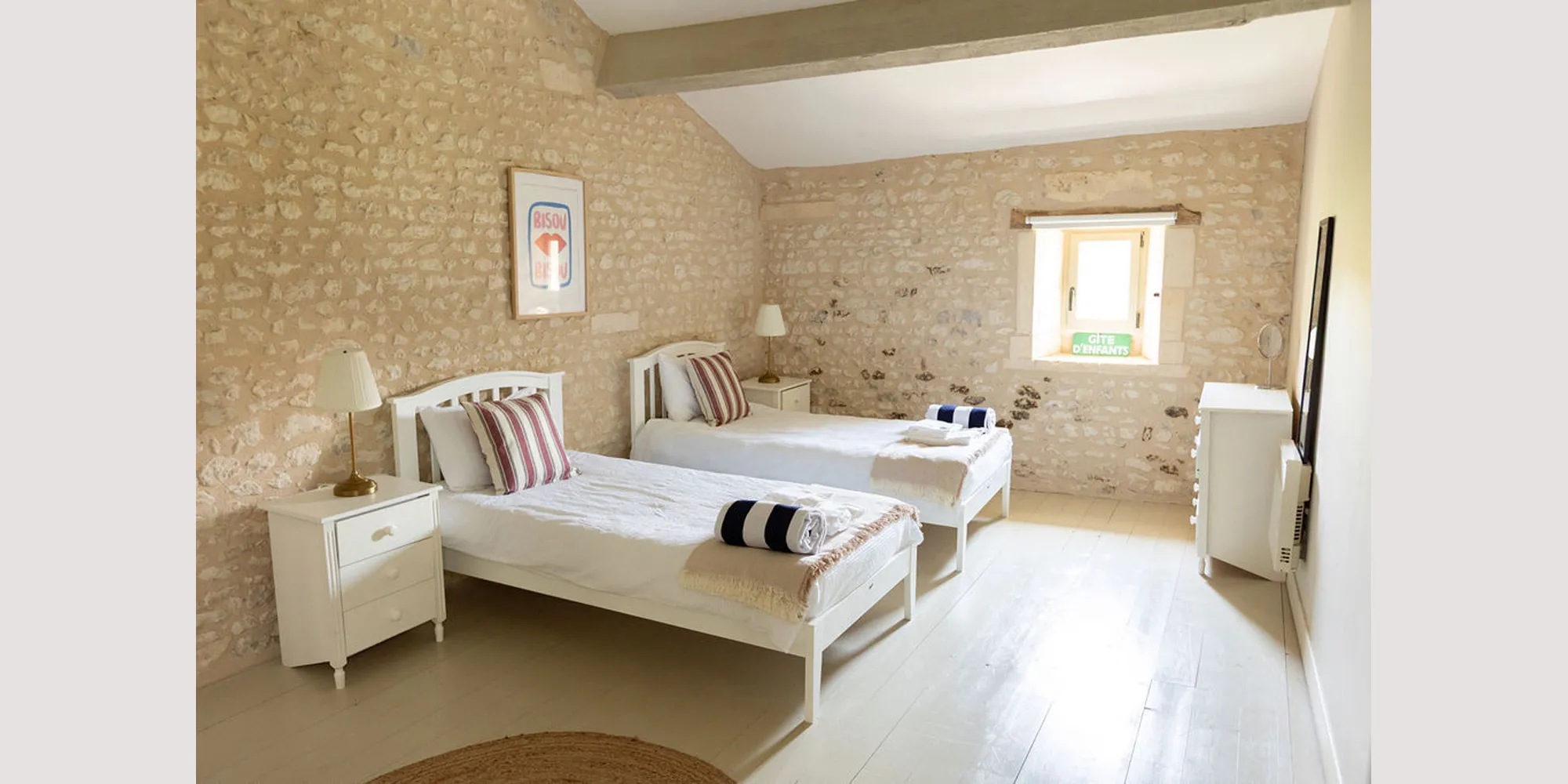 farmhouse style wedding in france la cannonerie