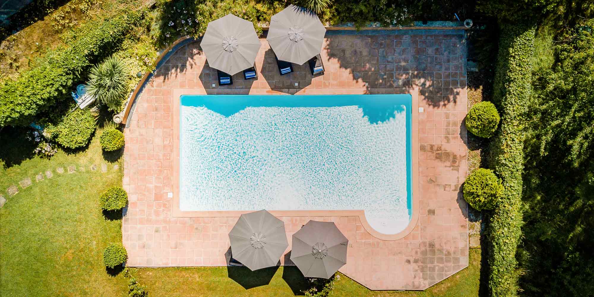 pool french wedding chateau