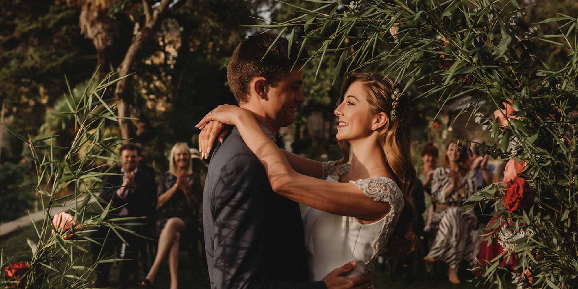 outdoor wedding chateau pyrenees