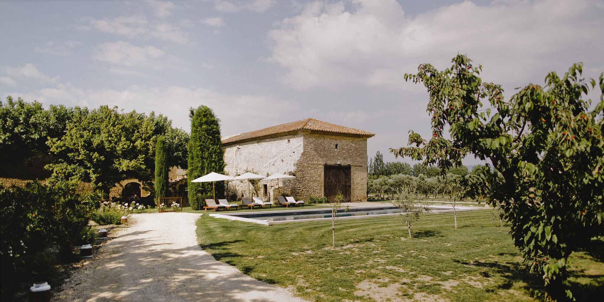 petit roulet wedding venue avignon