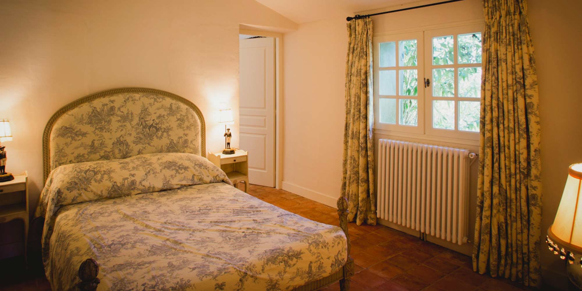 Chateau Naudou bedroom