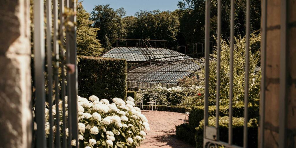 domaine verderonne orangerie, romantic greenhouse