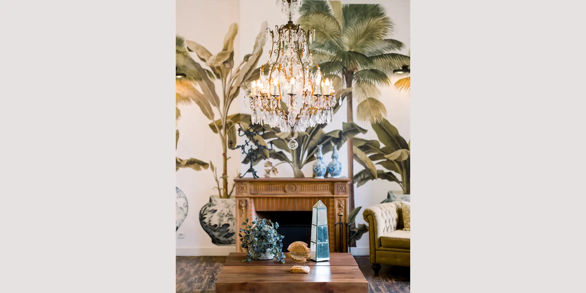 chateau de garde interiors