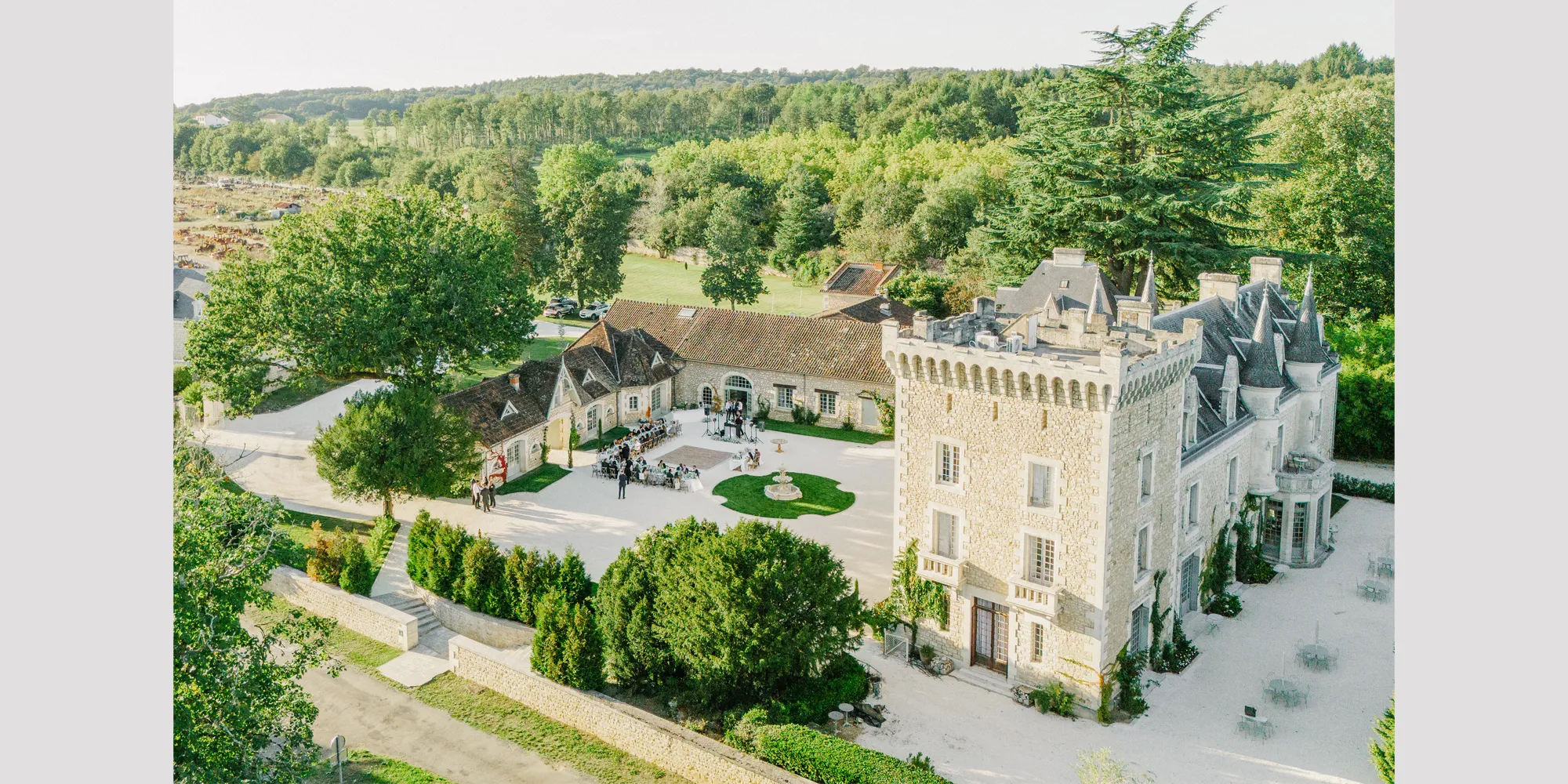 glamour wedding venue near paris