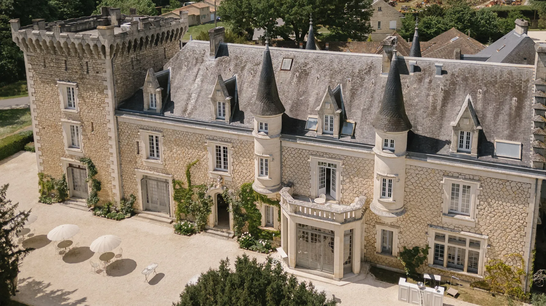 chateau de la couronne weddings