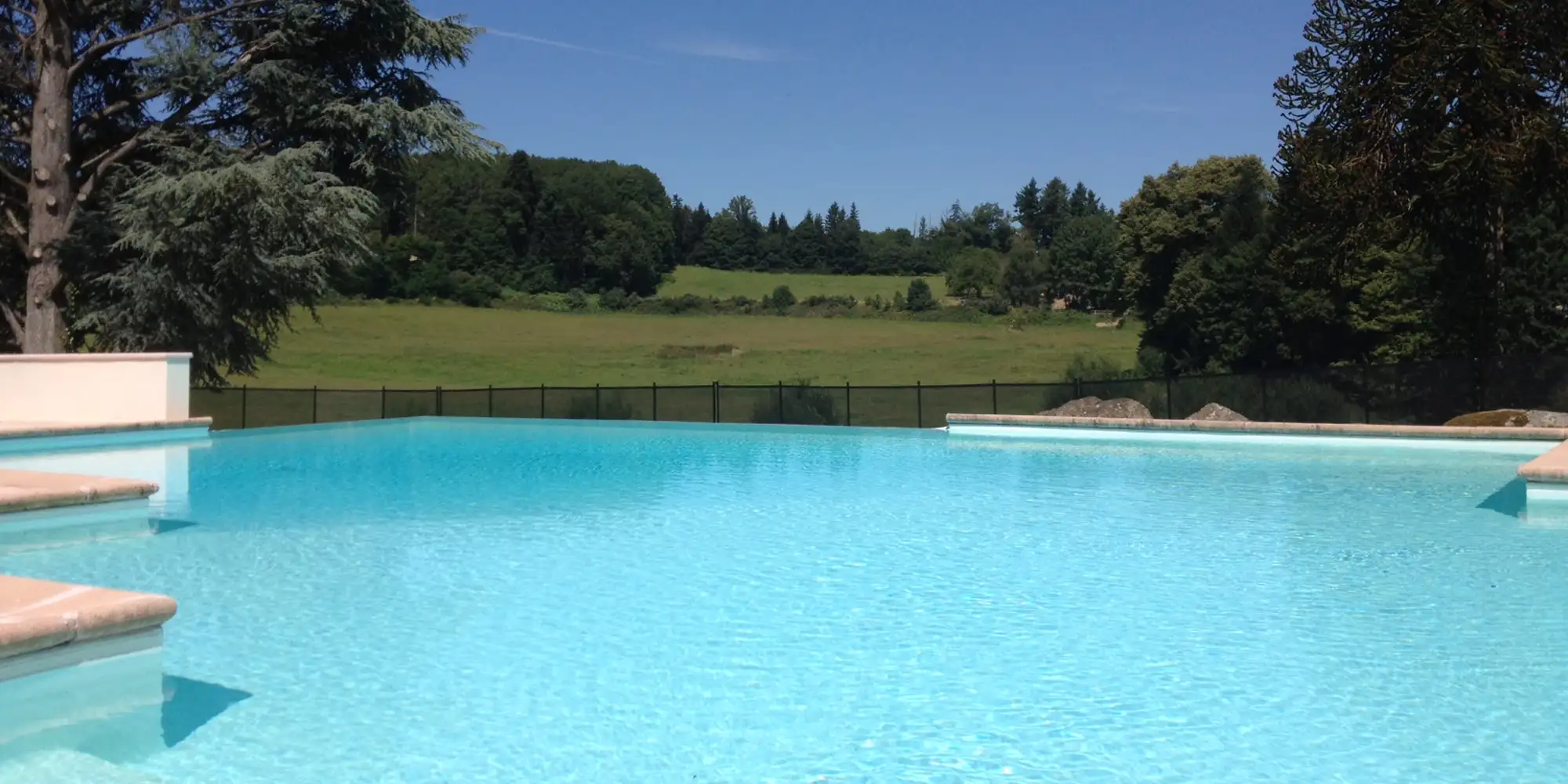 chateau cazine pool