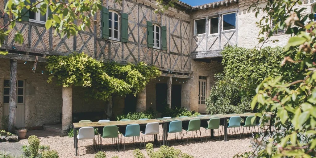 reception exterieure mariage auch