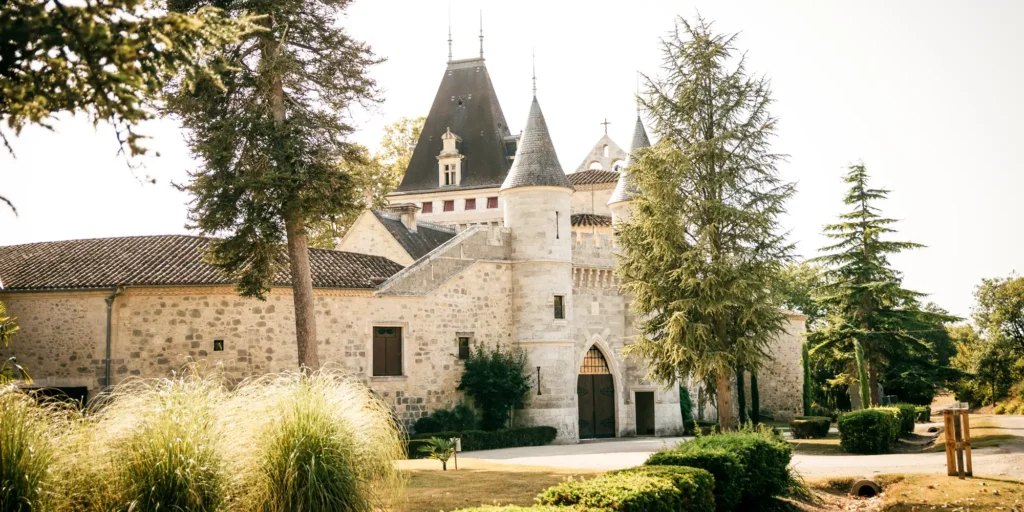 chateau wedding dordogne