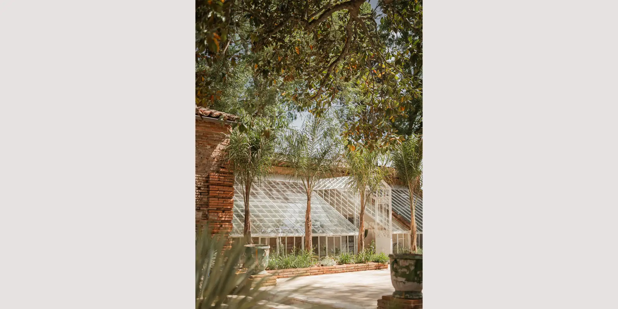 greenhouse chateau du pujolet wedding