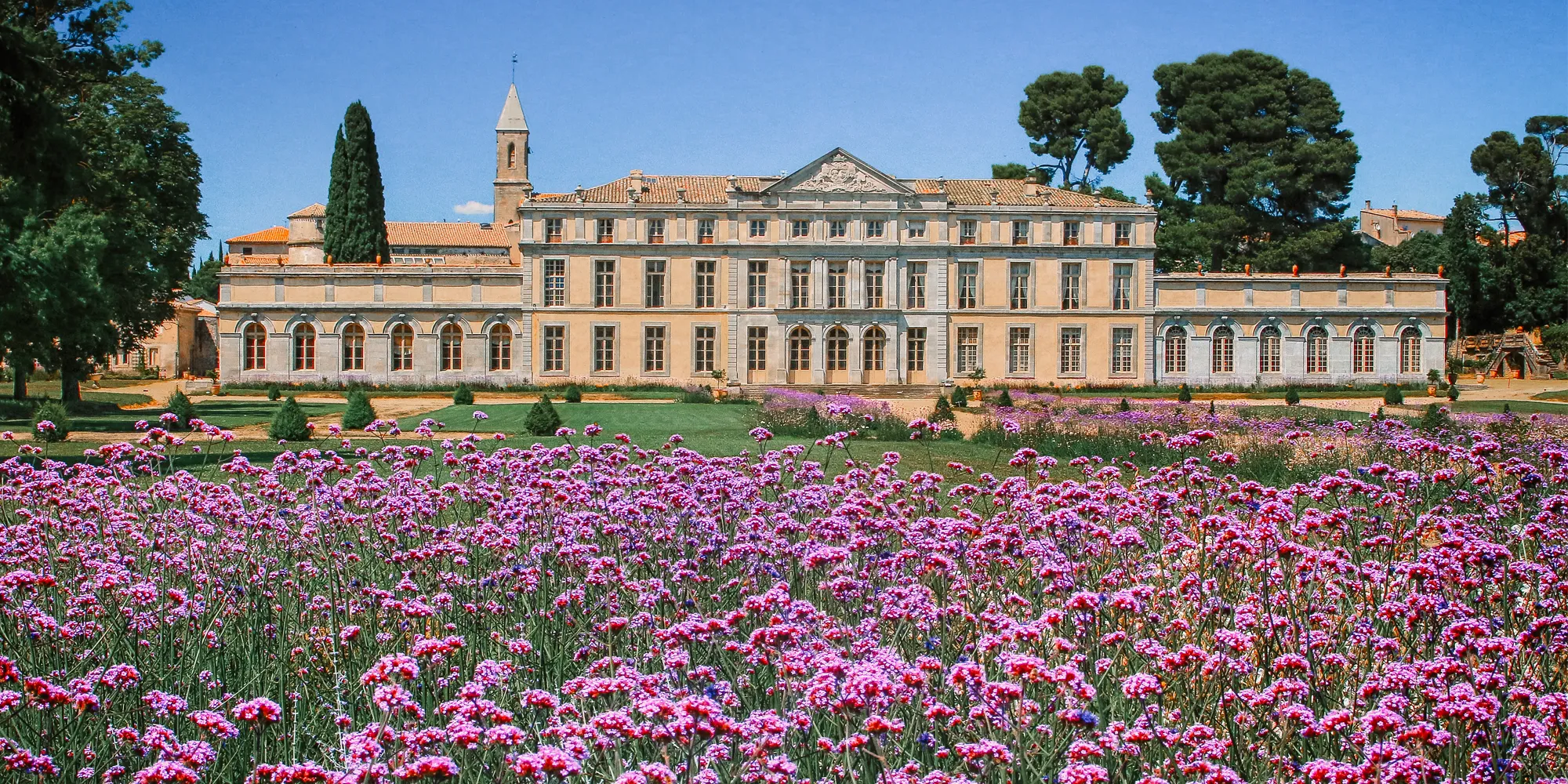 chateaus to hire for weddings carcassonne