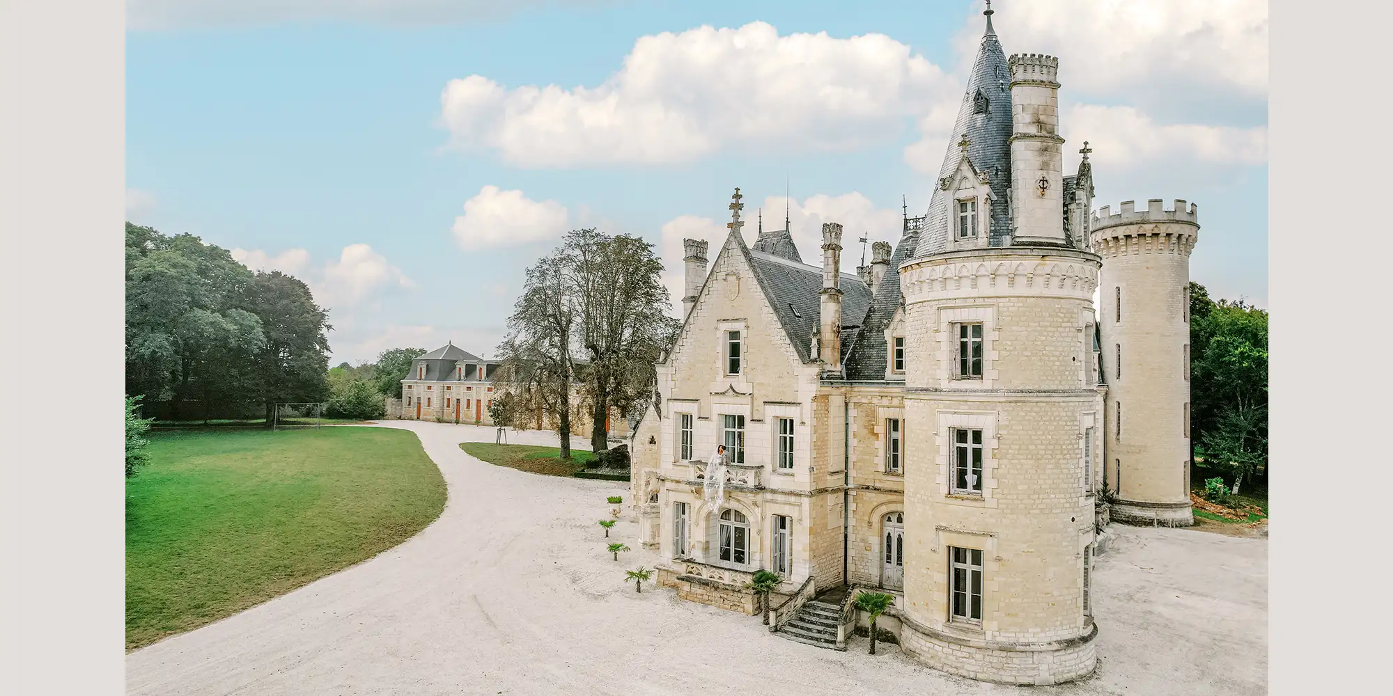 chateau-londigny-wedding-venue