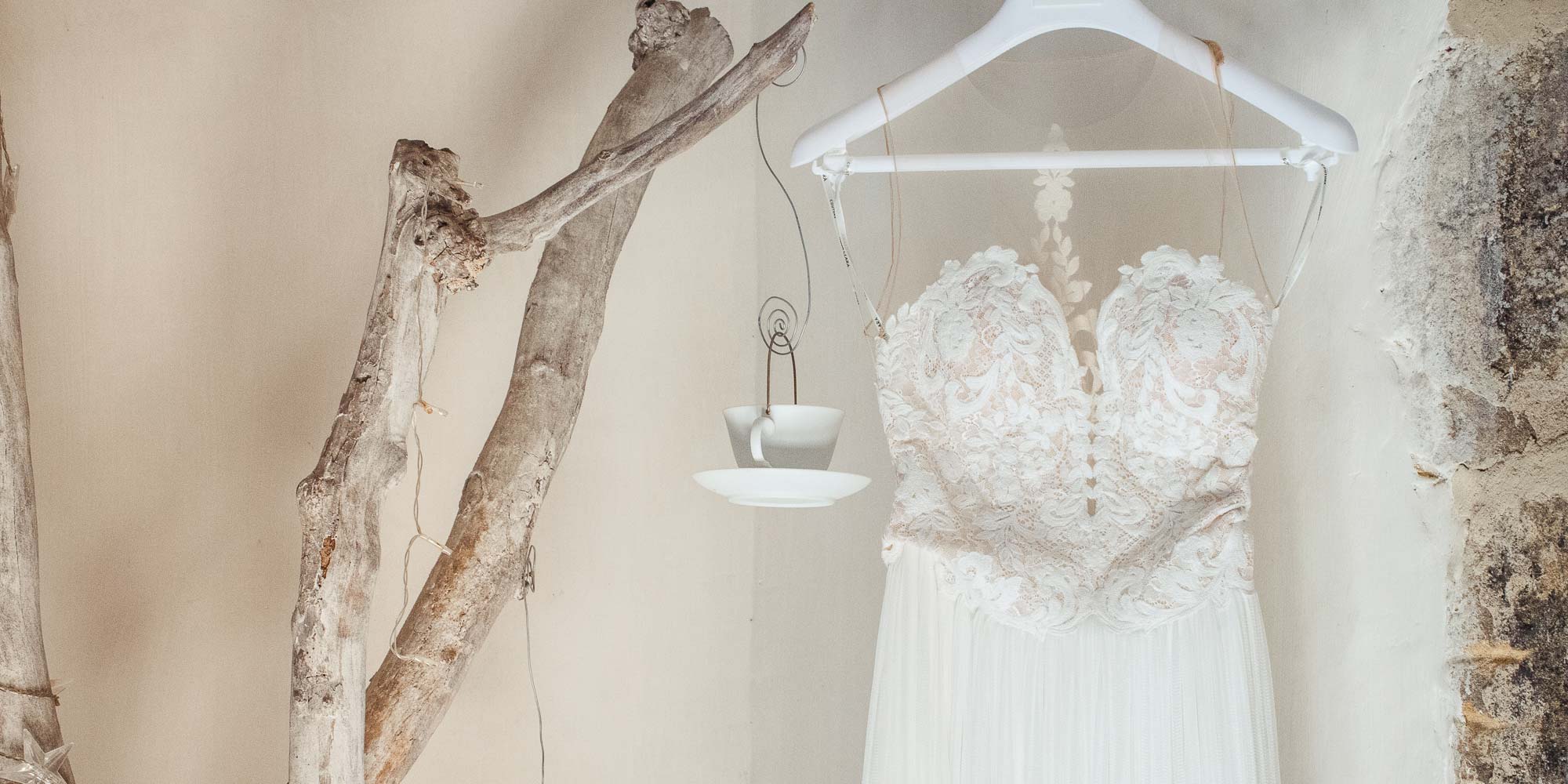 wedding dress chateau