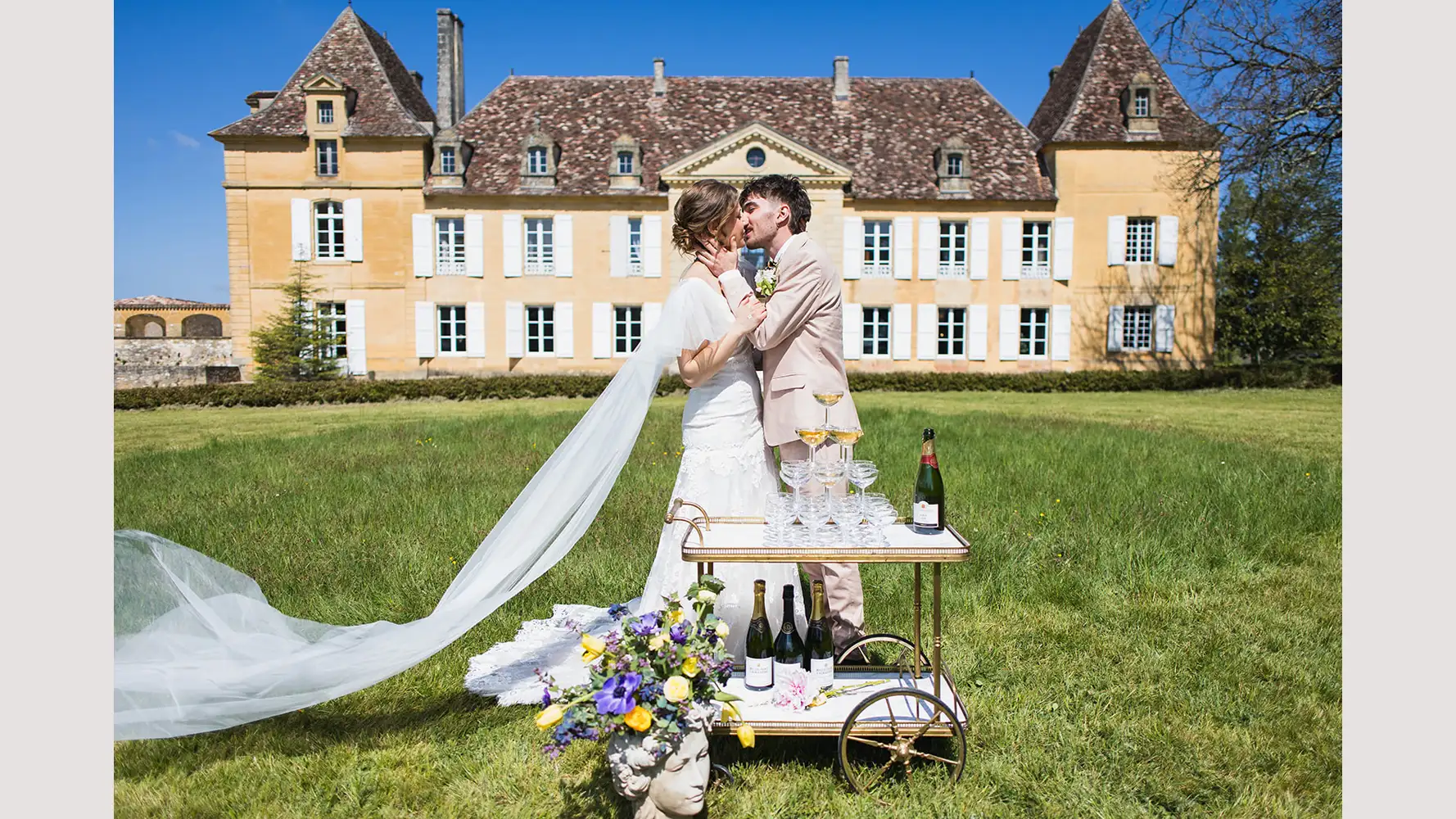 durantie chateau like wedding