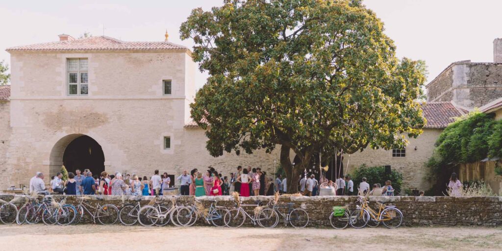 French summer wedding. how to keep cool at your French summer wedding