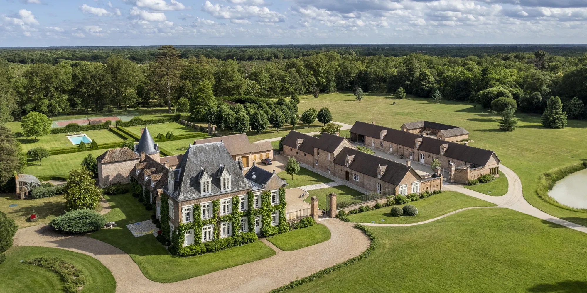 chateau le chereau wedding