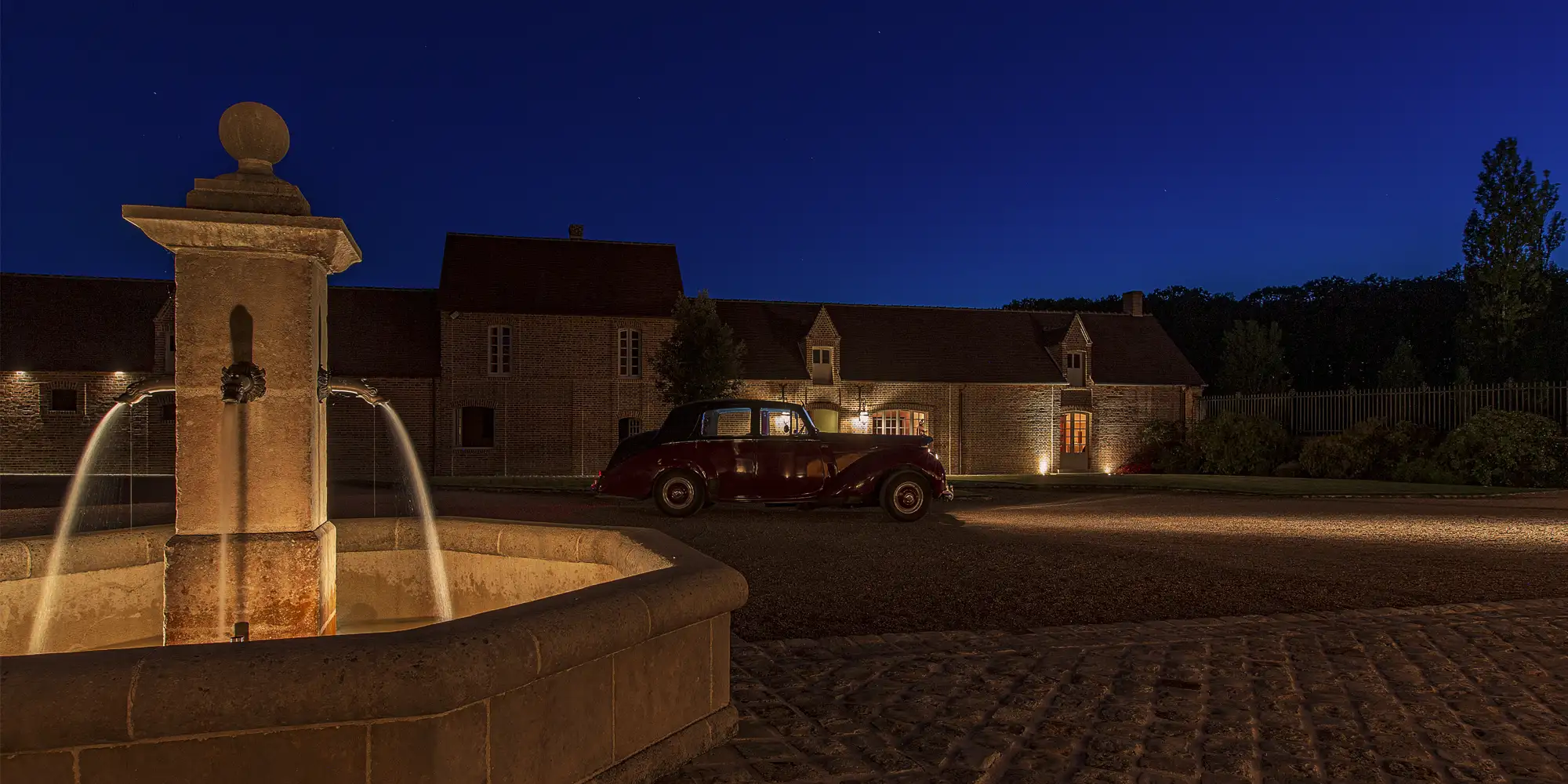 chateau le chereau ancient car wedding