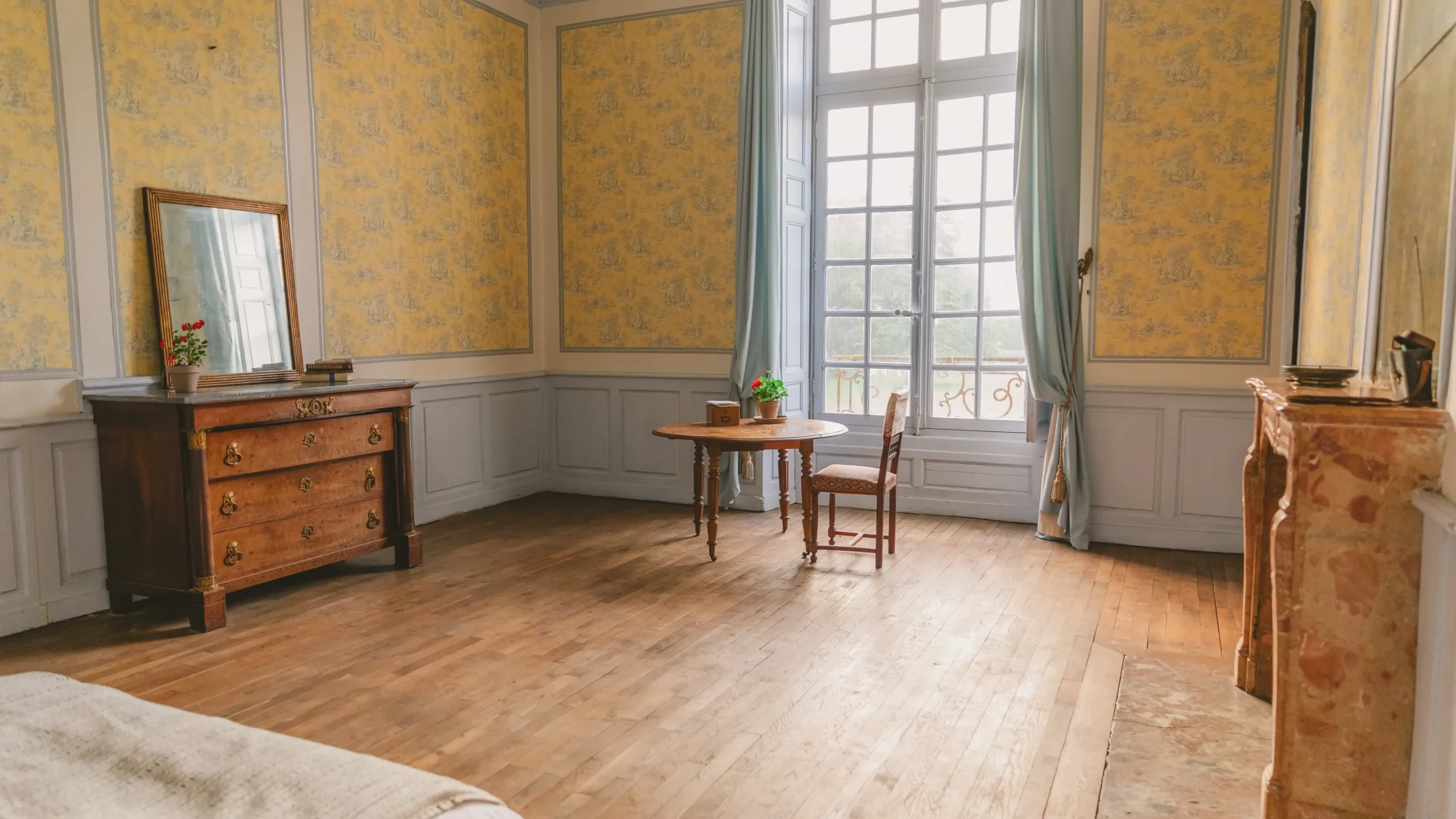 wedding venue with accommodation near palais de versailles