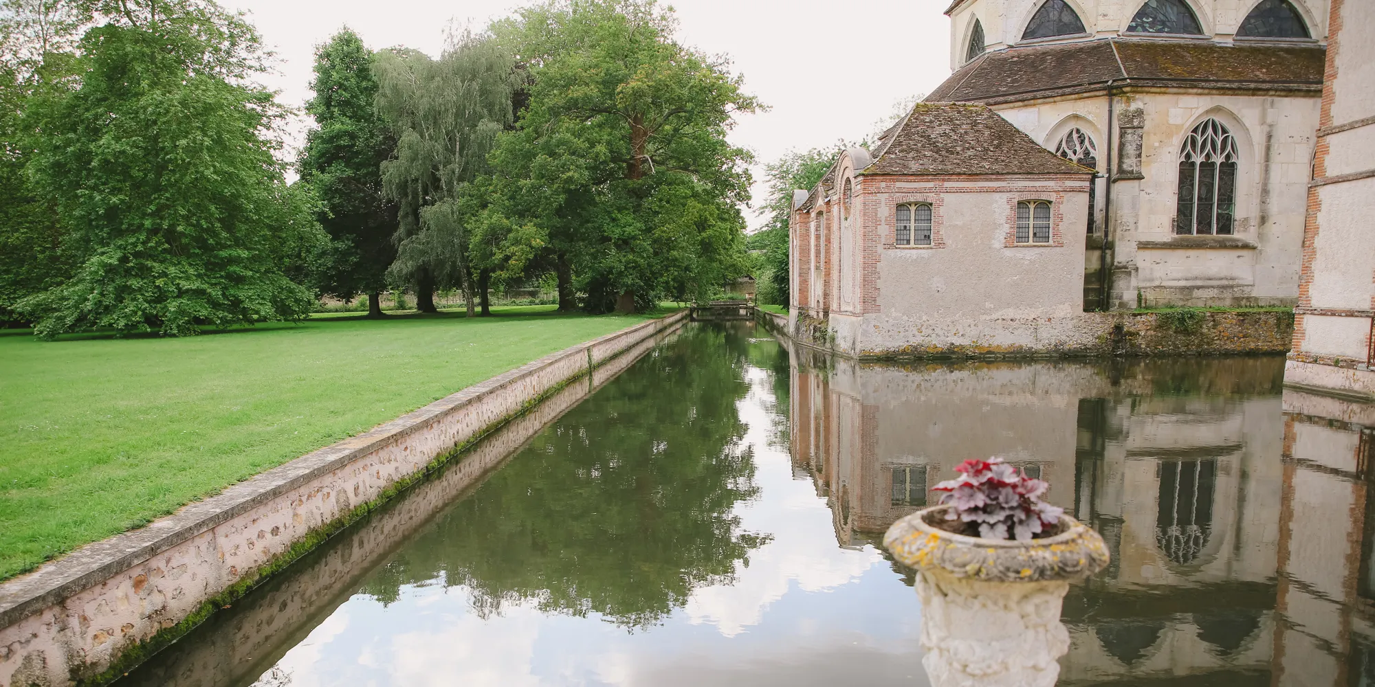 palais de versailles wedding venue nearby