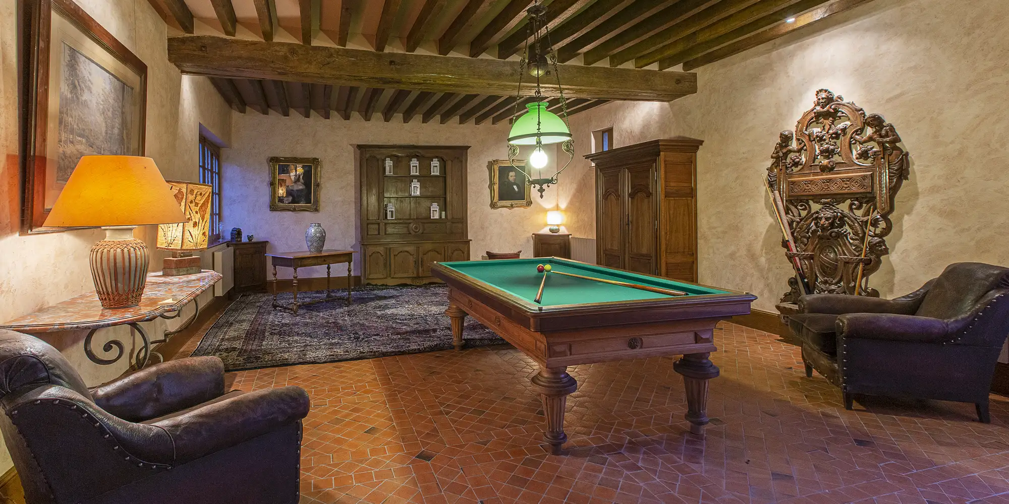 chateau to hire near paris for a wedding