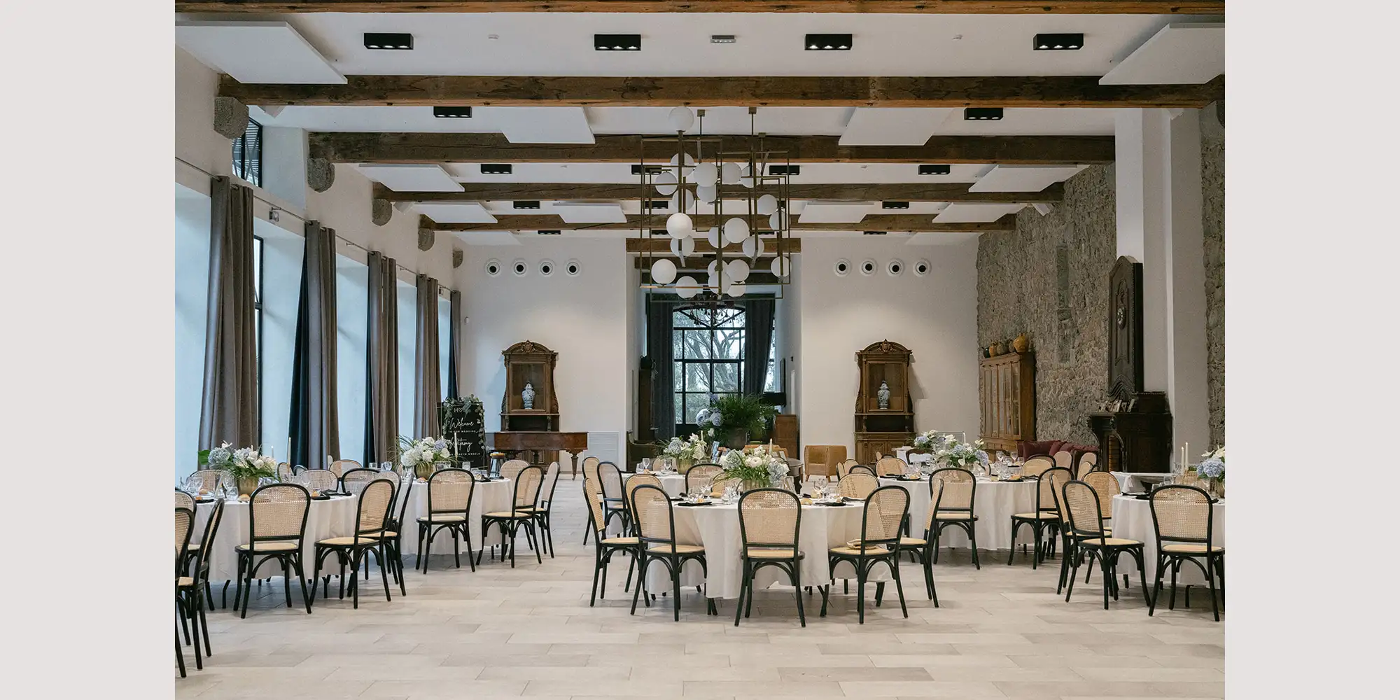 chateau for large weddings france