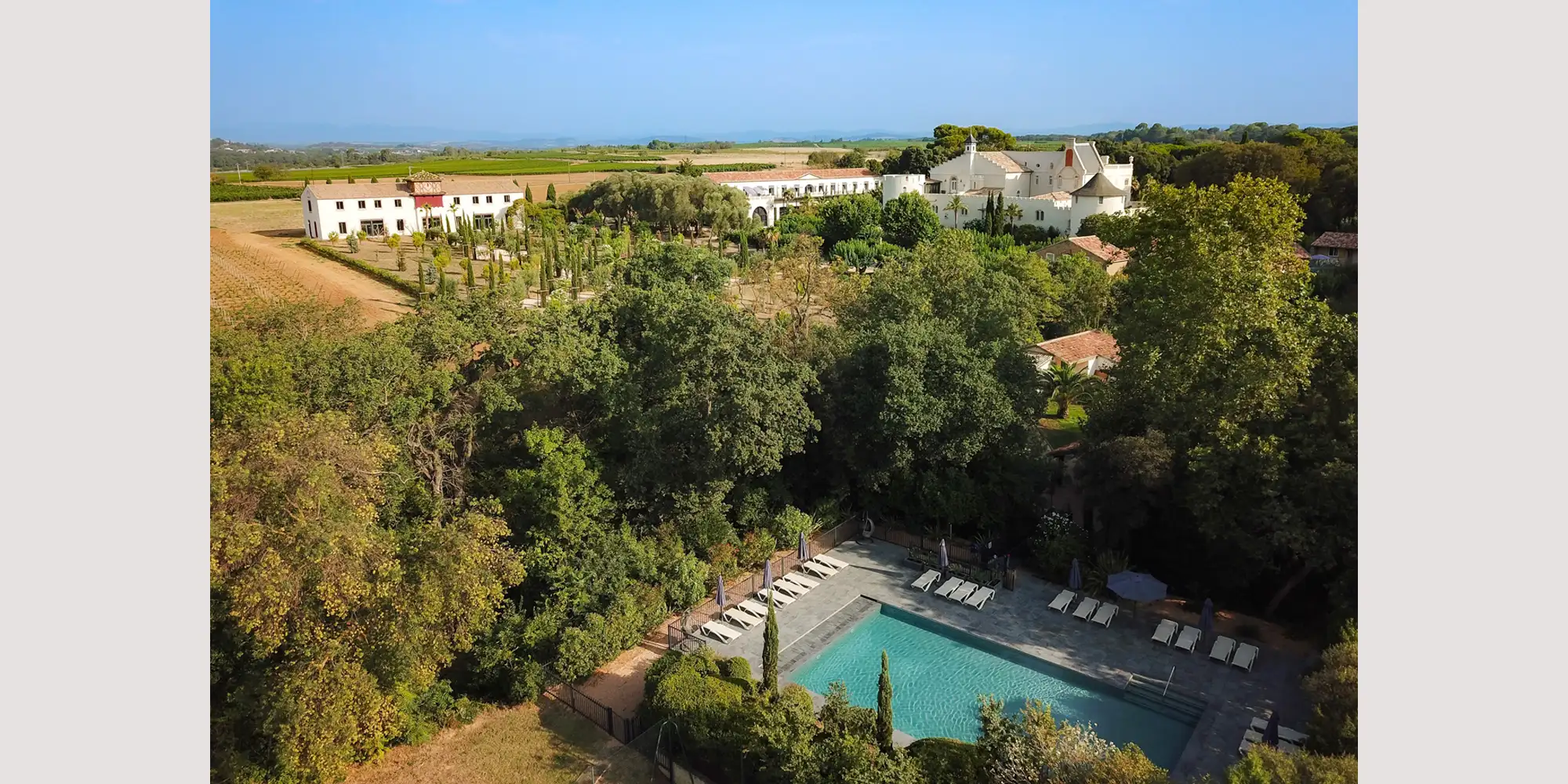 hermitage de combas ceremony wedding