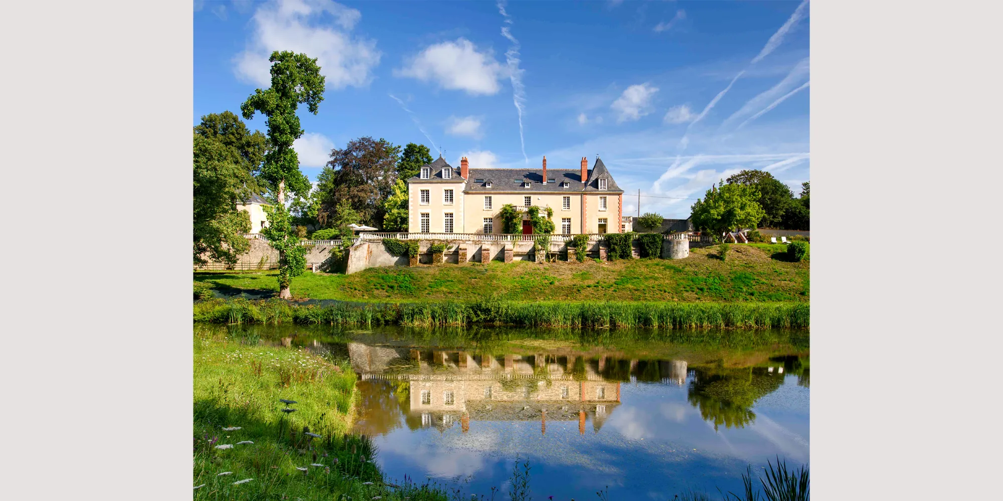 loire valley chateau wedding huberdiere