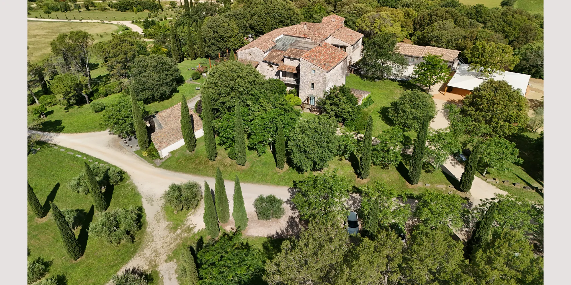 comptoir saint-hilaire provence wedding venue