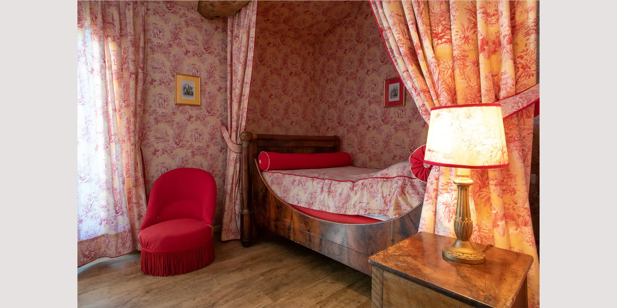 bridgerton castle suite france