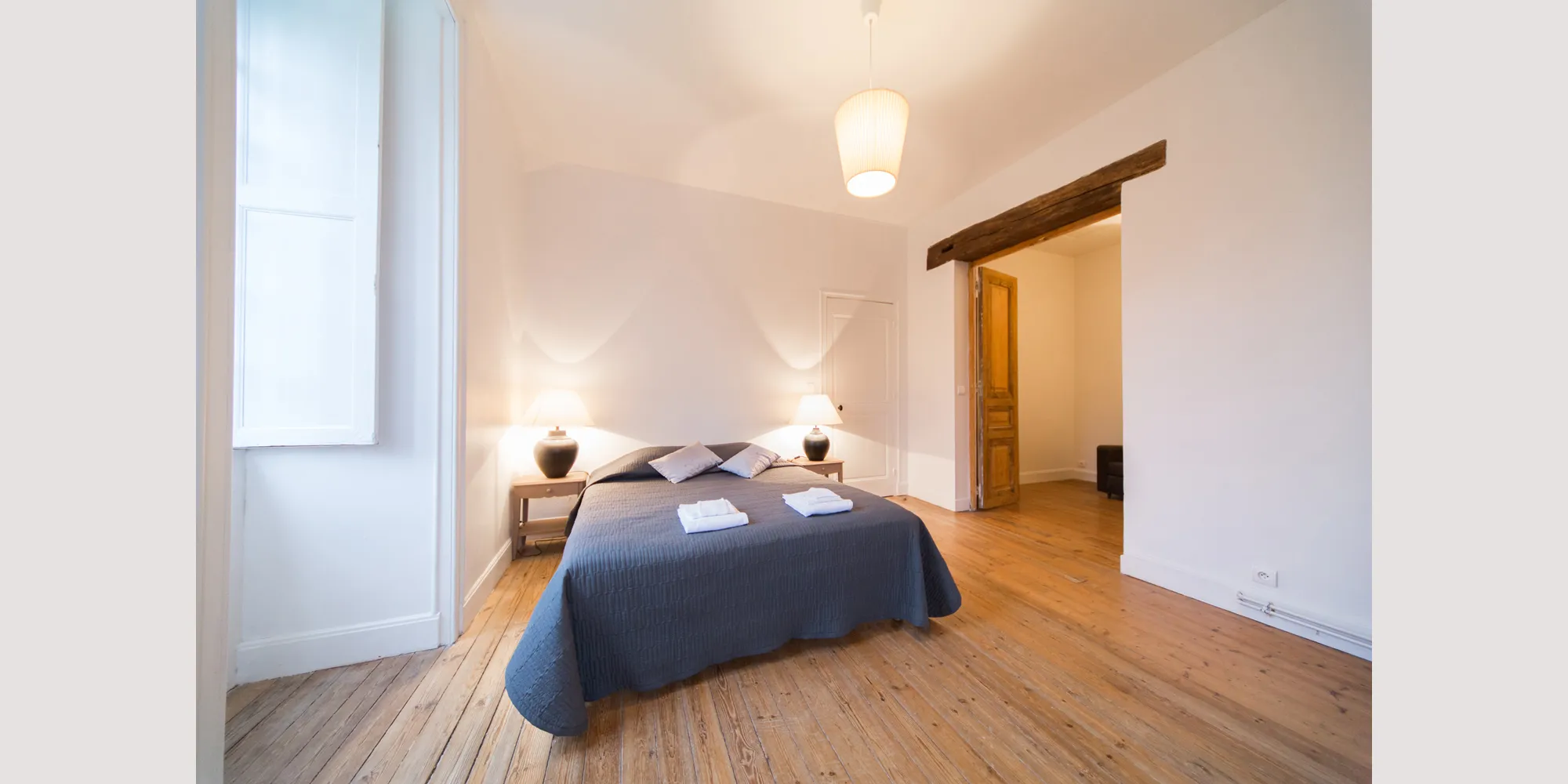 wedding venues near paris that sleep 100