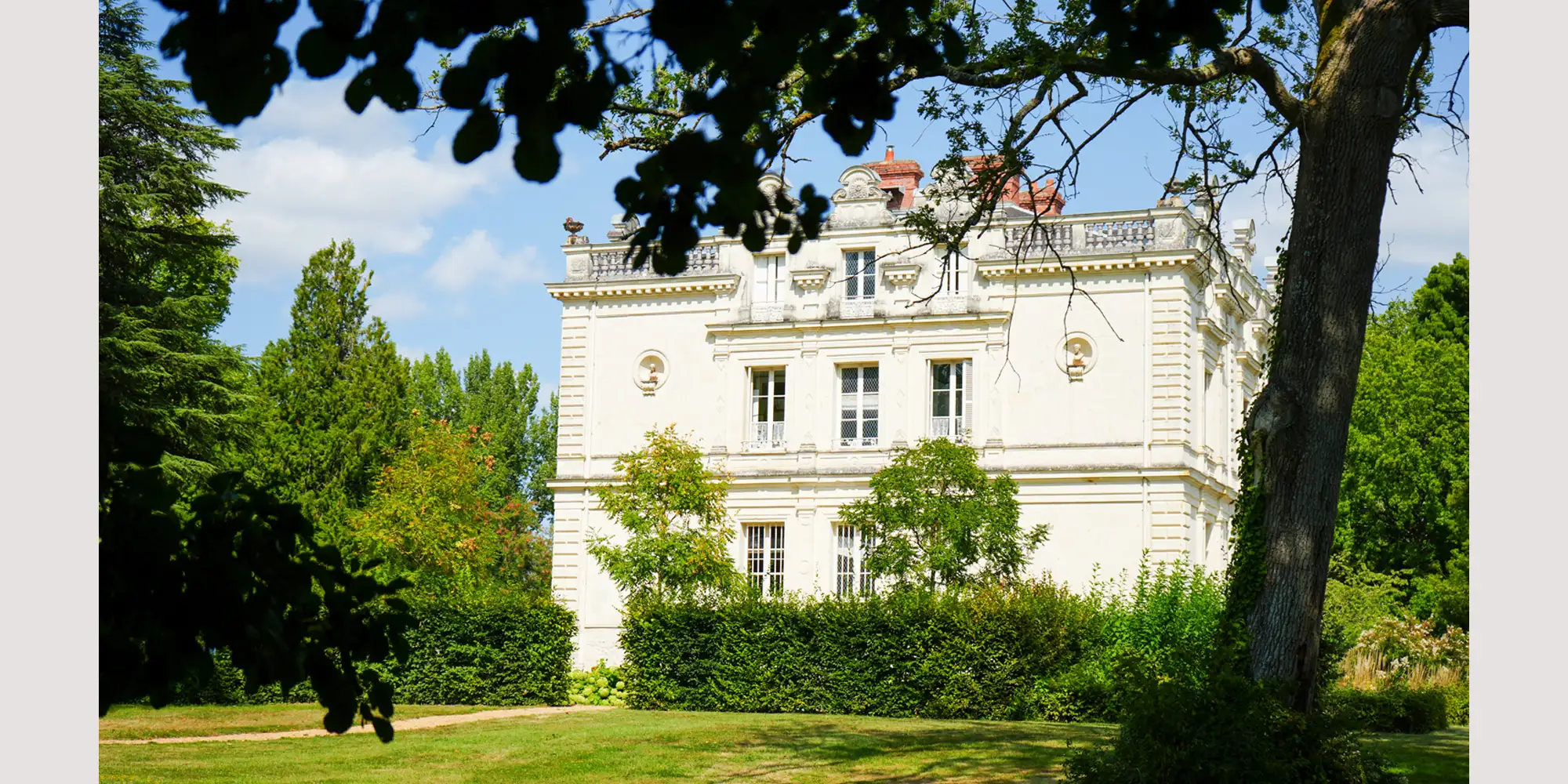 white castle wedding france