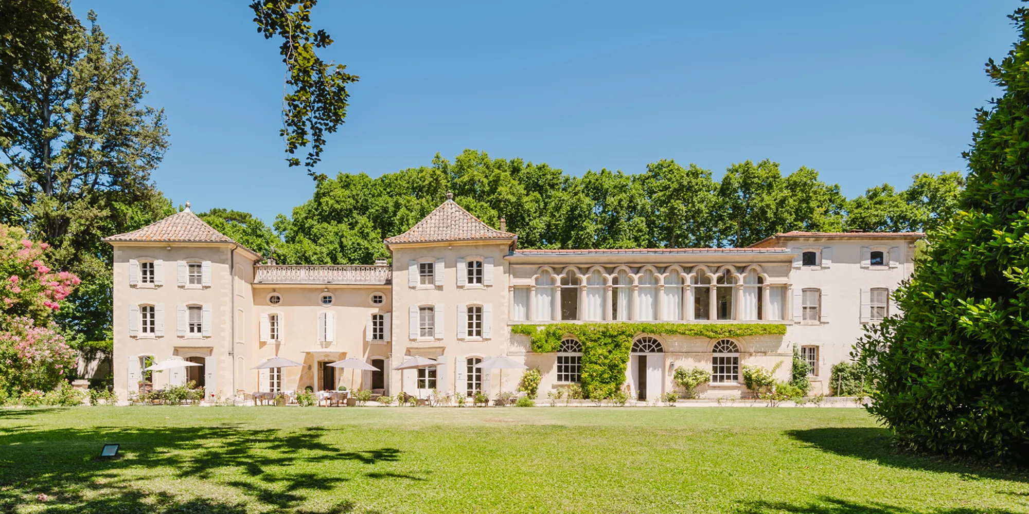 chateau saint perret