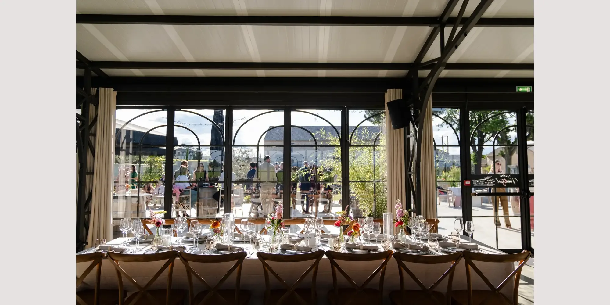how to keep cool at your French summer wedding