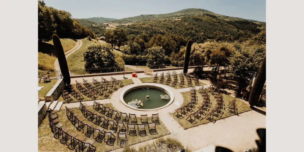 how to choose a wedding venue in france